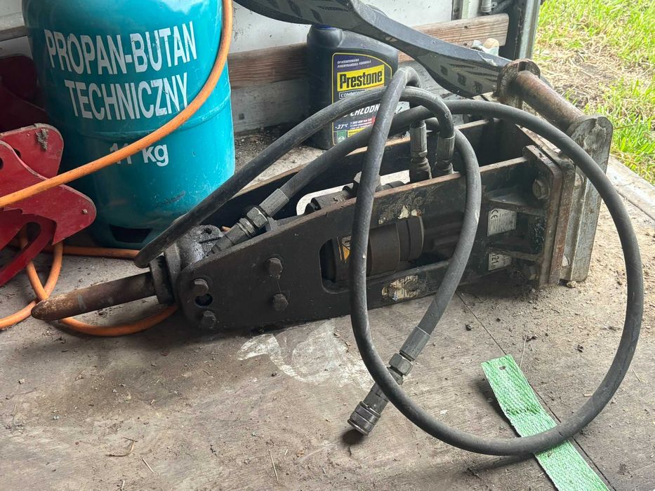 Młot hydrauliczny CAT H25D