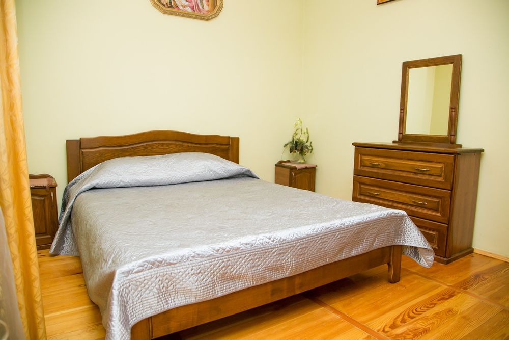 Двоповерхова 2-х кімнатна ізольована квартира