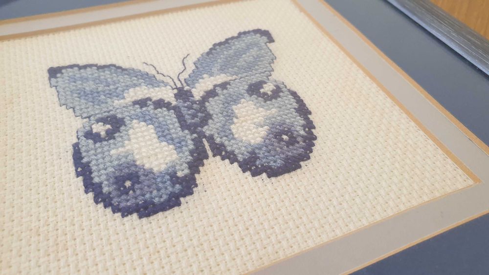 Quadros bordado feito à mão borboleta