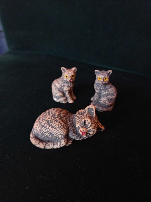 3 Miniatura Vintage de Gatos