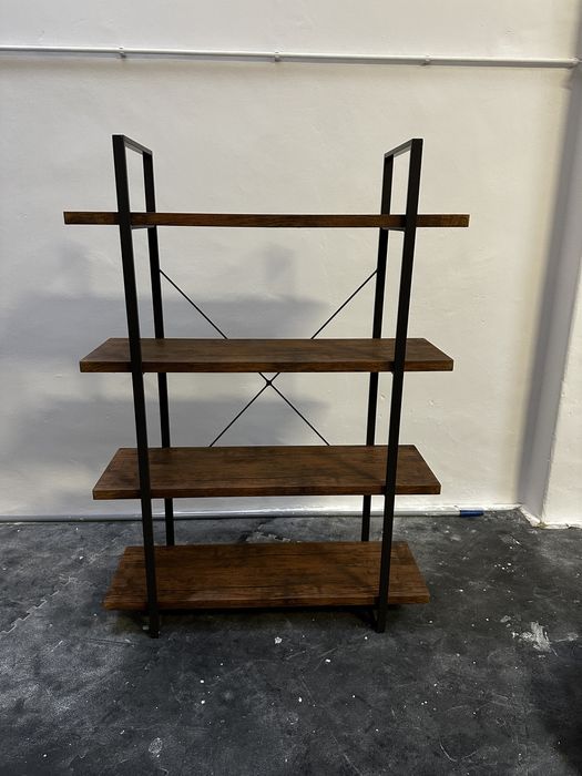 Estante estilo industrial – 142 x 100 cm
