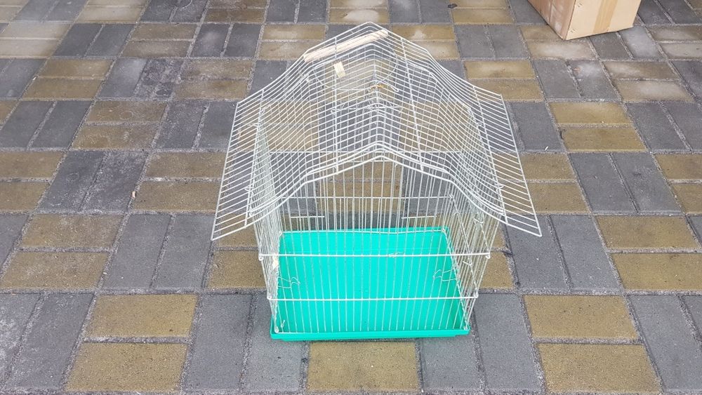 Клетка для попугая.