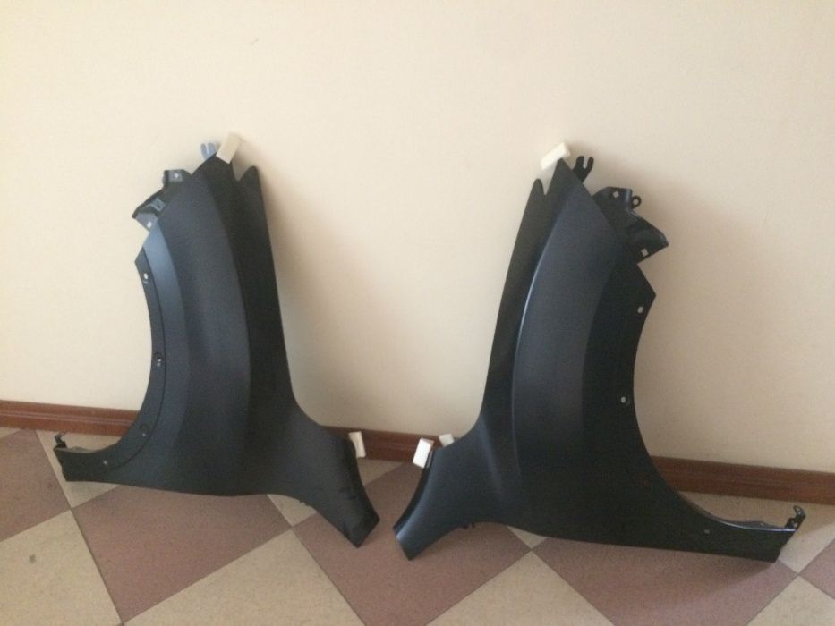 Крыло оригинал NISSAN JUKE с 2015г Новое!!!