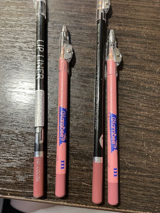 Олівці для губ Glambee i  Jovial Luxe Lip Liner