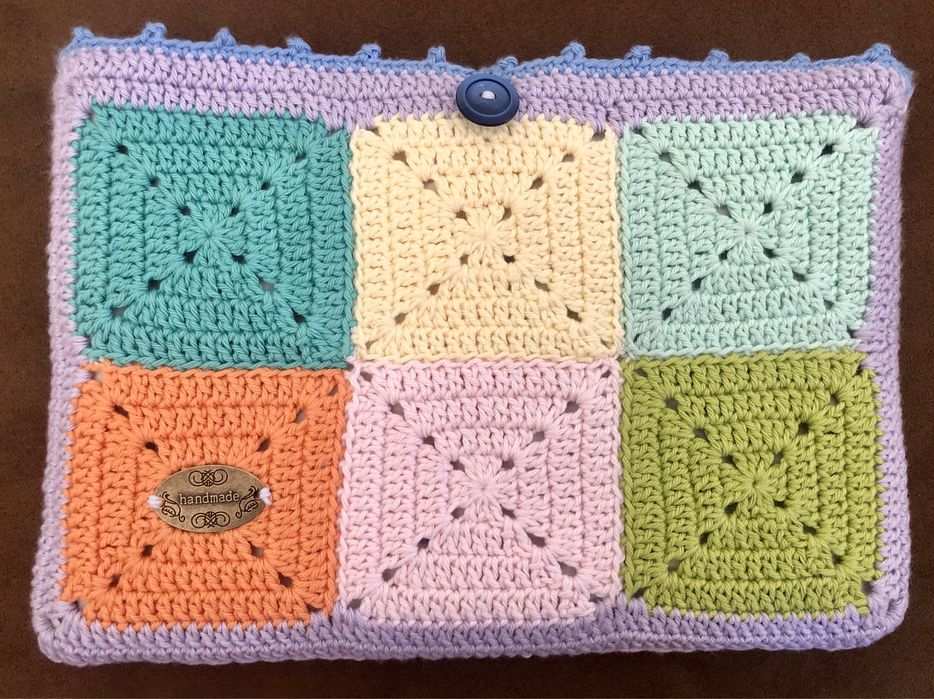 Capa para livro em crochet