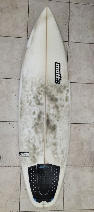 Prancha de surf usada matta