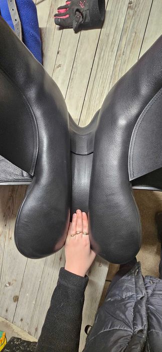 Siodło ujeżdżeniowe