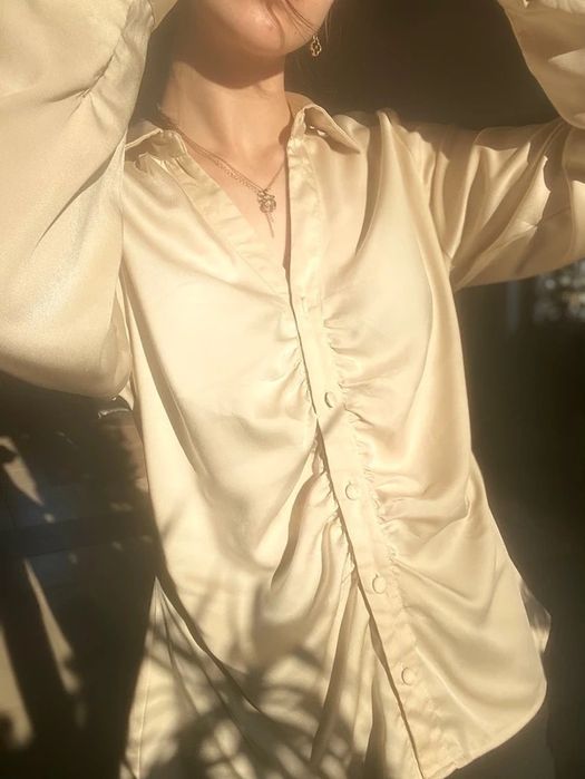 MSCH Copenhagen – Luksusowa Koszula Ecru ze Złotym Połyskiem – L  M