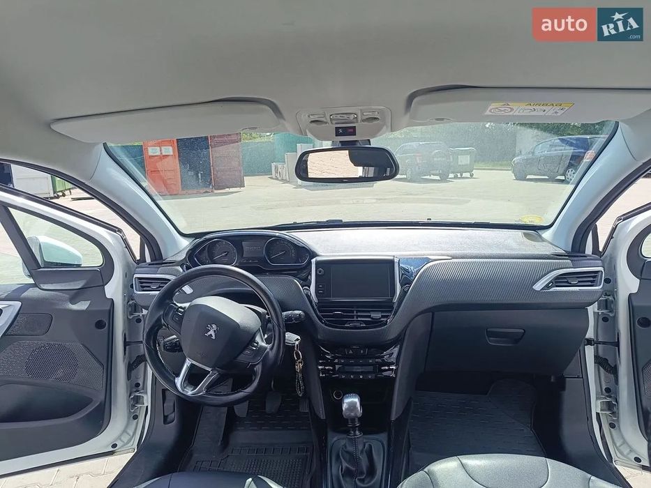 продам Peugeot 2008 2018