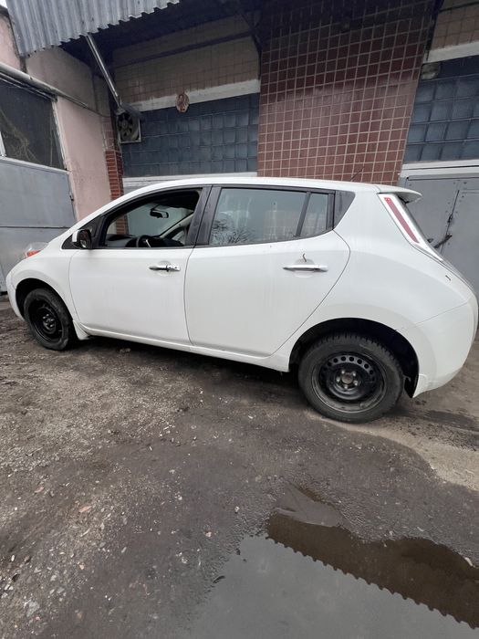 Аренда Nissan Leaf 1 и 2 поколен;Tesla 3;в Одессе,от 1 недели