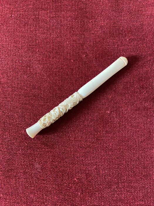 Antiga boquilha de coleção trabalhada