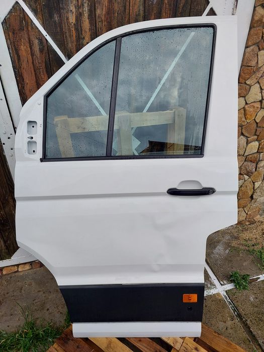 Двері передні ліві комплетні в зборі з всім Crafter man tge  від 2018