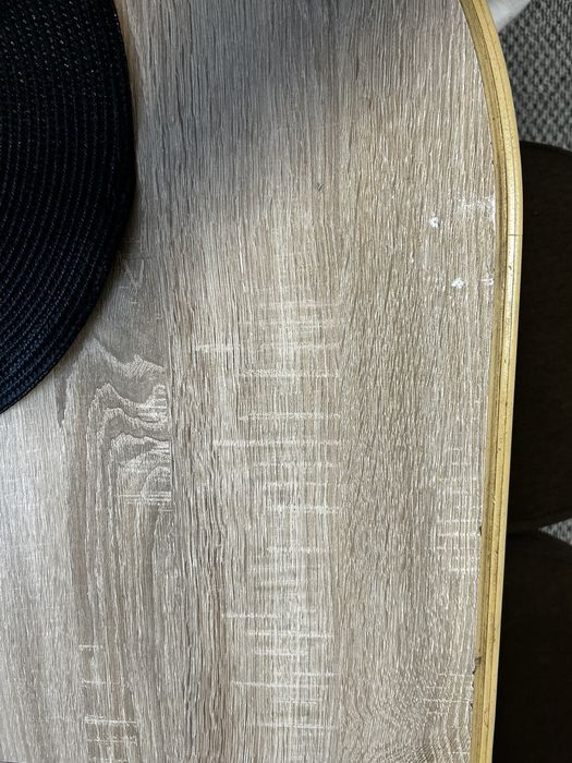Sprzedam rozkladany stół z funkcją podnoszenia + 4 pufy.