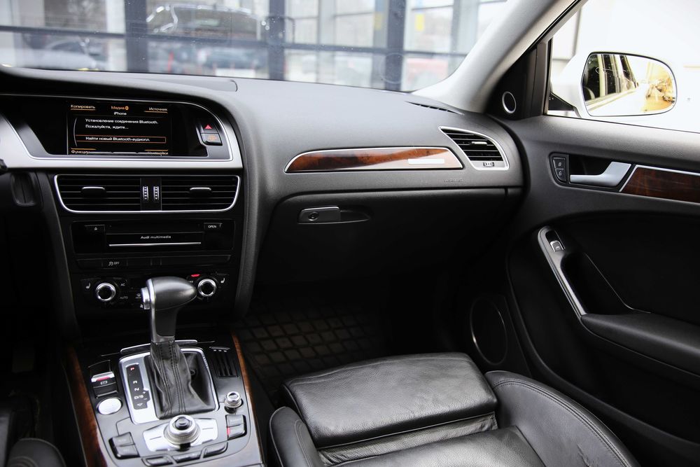 Продам автомобіль Audi A4