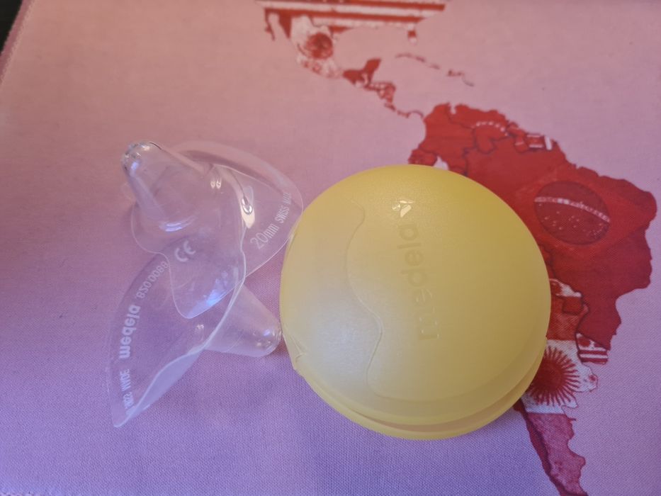 Силіконові накладки Medela
