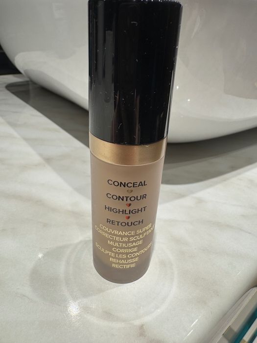 Too faced / Born this Way / korektor - Swan 13.5 ml