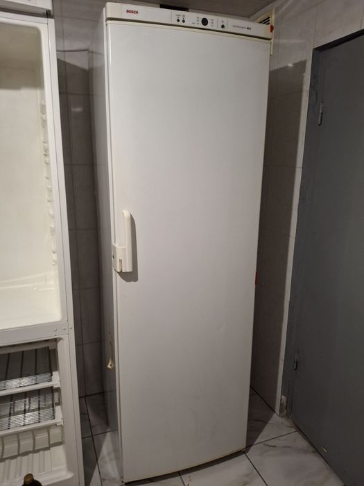 Морозильна камера BOSCH