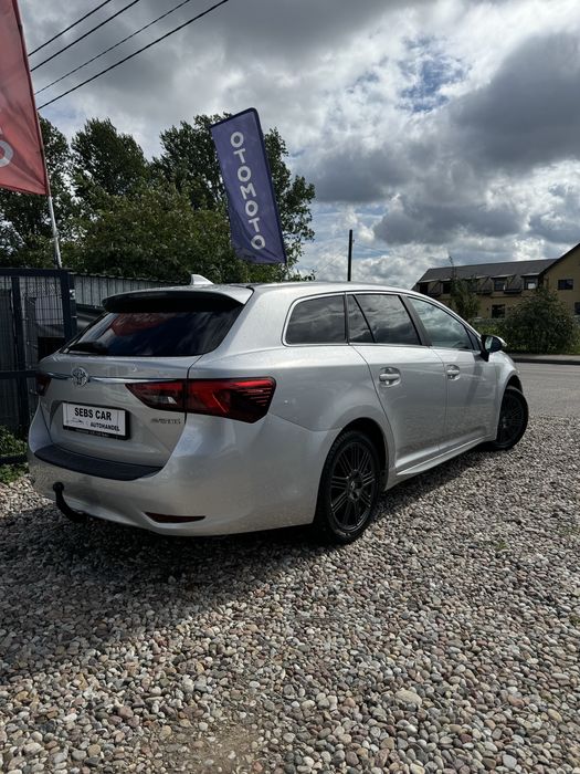 Toyota Avensis 2.0 Benzyna Automat