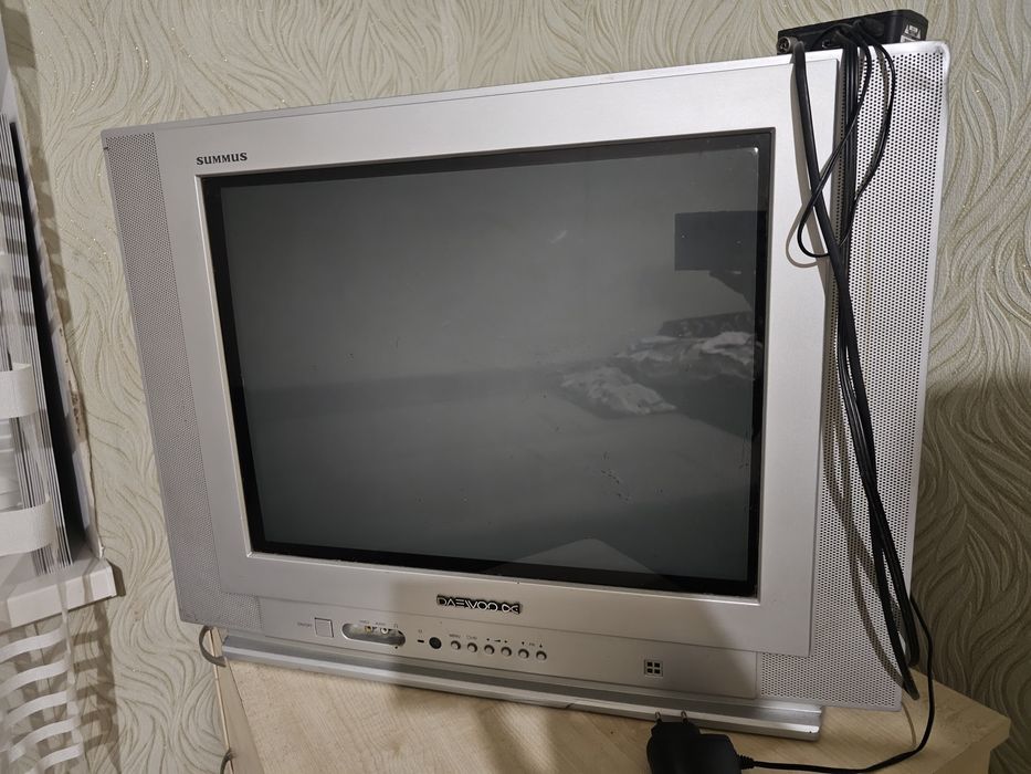 Продам телевізор