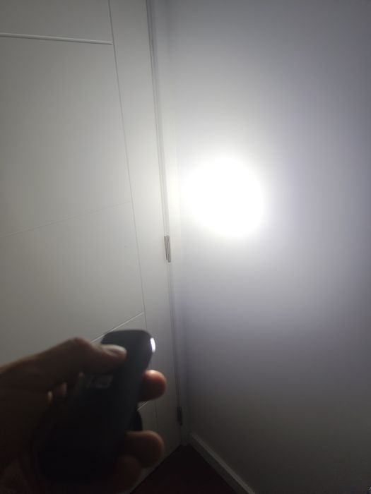 Lanterna Recarregável OLIGHT RN 2000