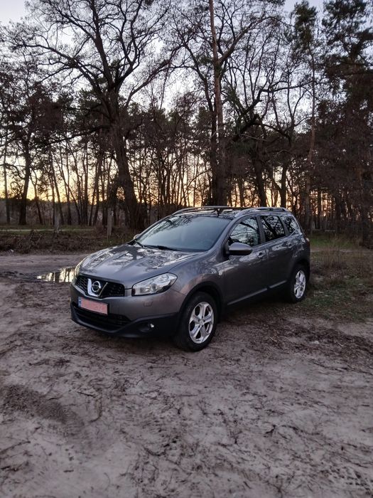 Продам   2012р Авто на повном ходу максимальная  коомплектация  Босе .