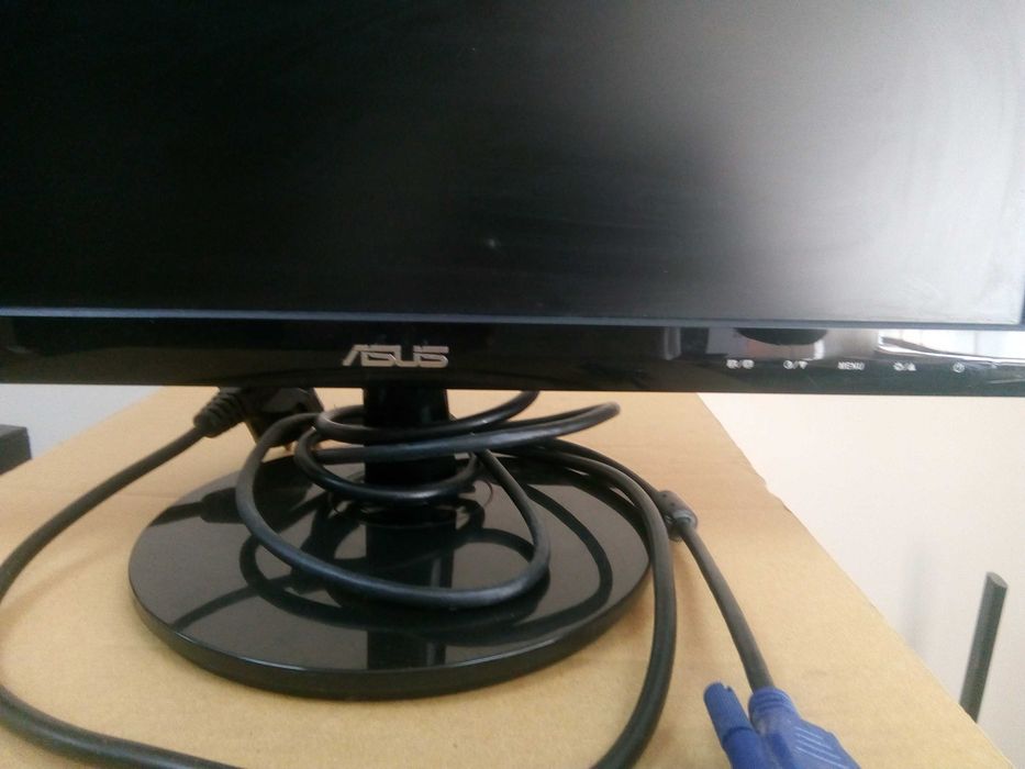 Продам 19 дюймовий монітор ASUS