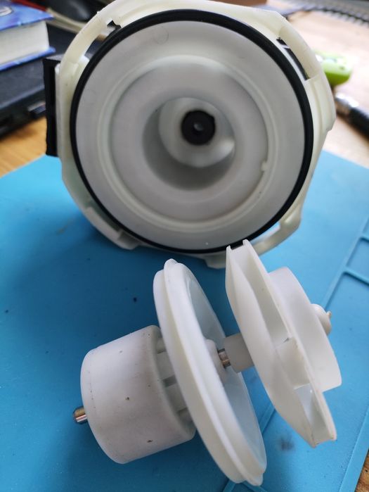 Помпа рециркуляційна для посудомийної машини hotpoint ariston vsm-e20