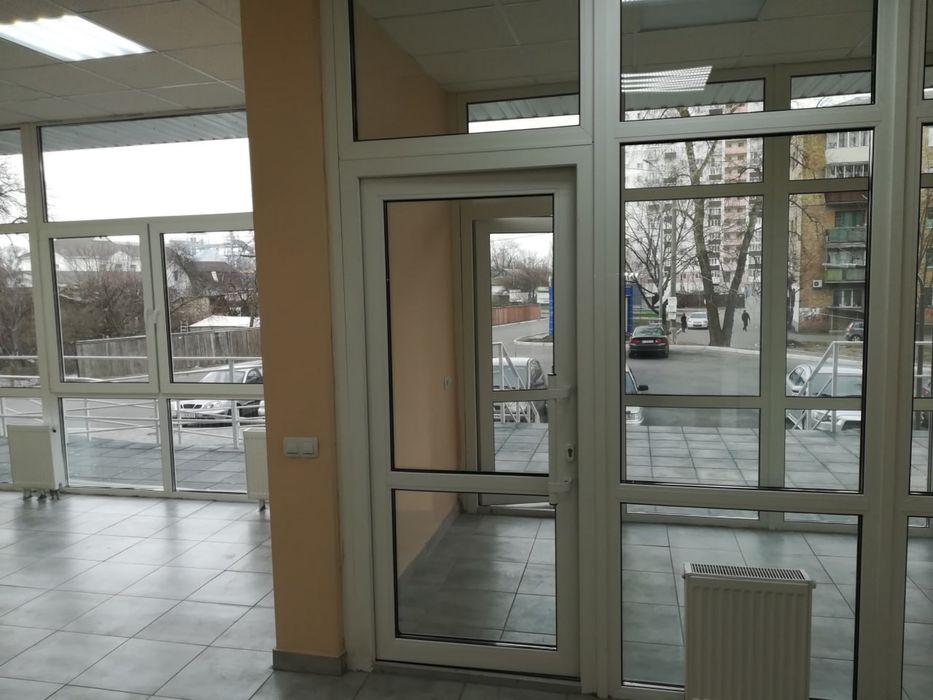 Продам комерційне приміщення з ремонтом, ЖК Сонячний ,