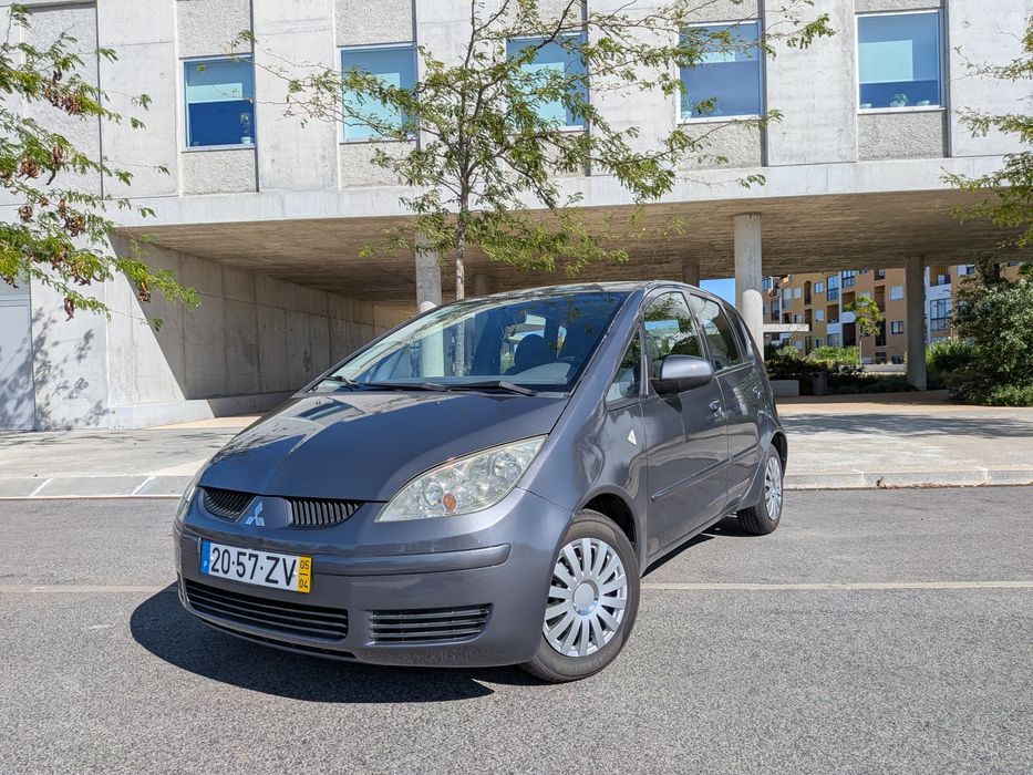 Mitsubishi Colt 1.1 foto 2