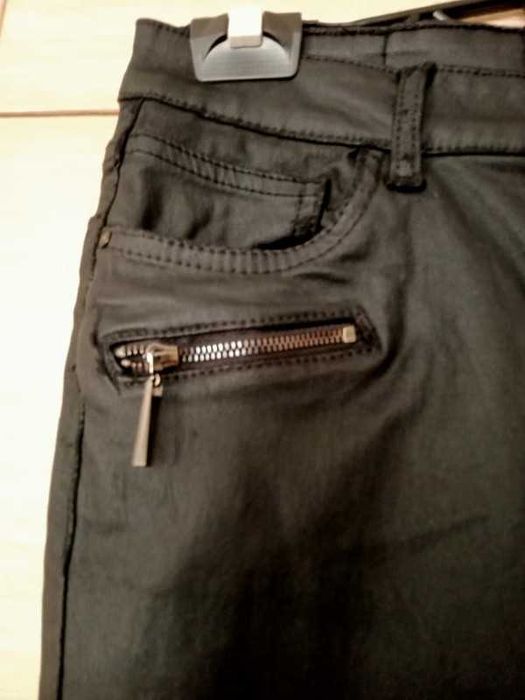 Spodnie woskowane Mohito roz S