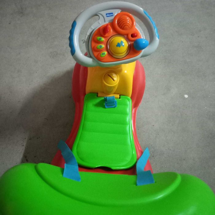 Triciclo CHICO 3 em 1