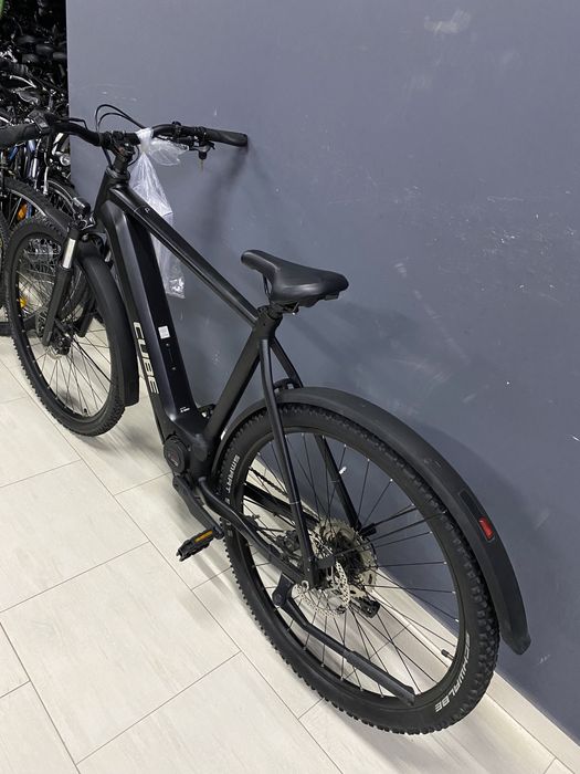 Електровелосипед CUBE NURIDE HYBRID PRO 625 gen 4 як новий