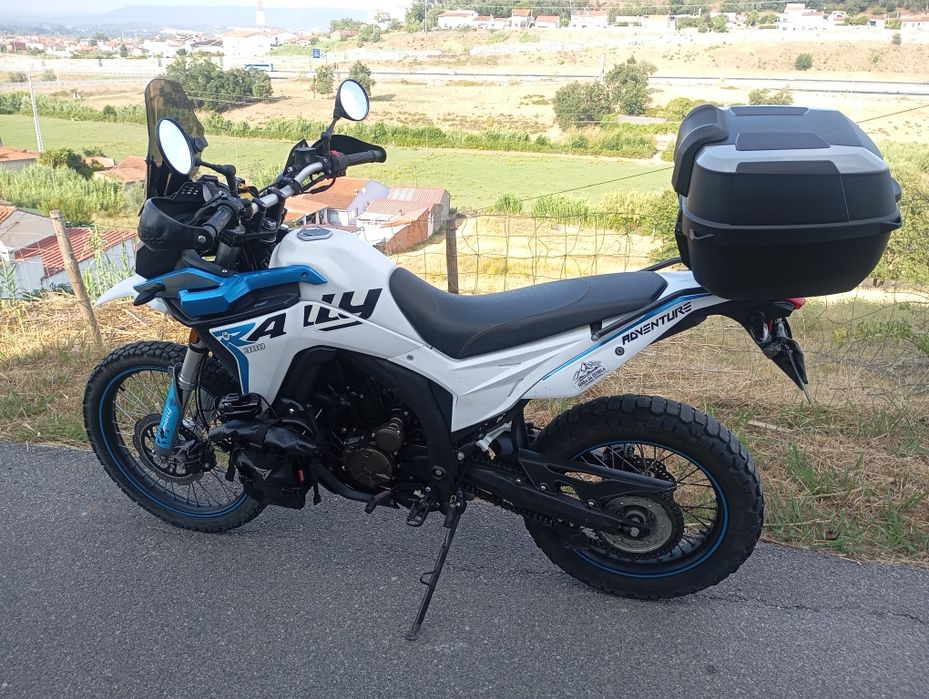 Voge 300 rally com garantia até 2028