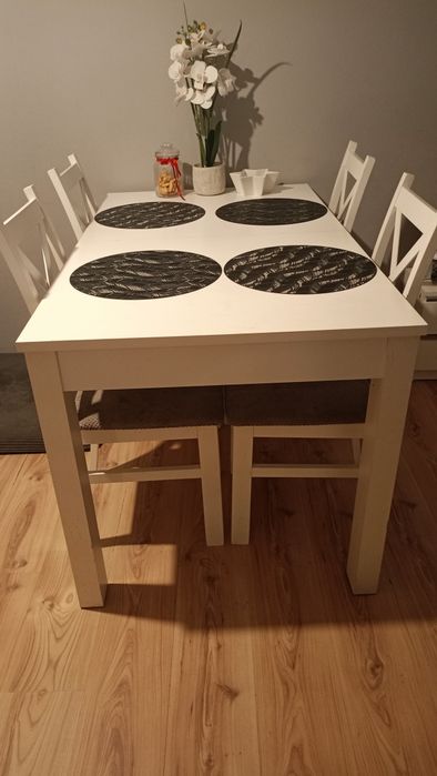 Stół i 4x krzesła