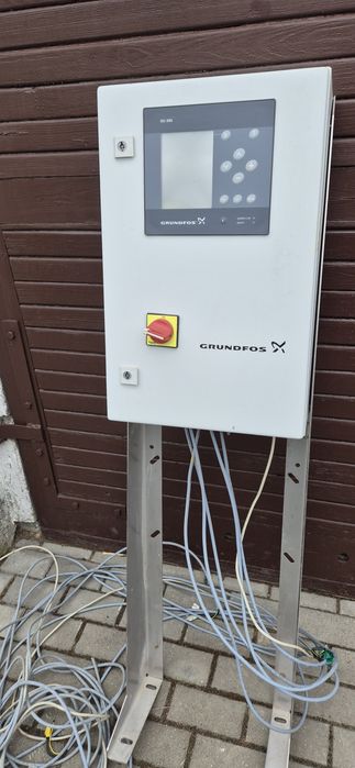Sterownik GRUNDFOS CU 351 - zestaw do pomp 2.2 kw