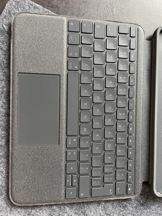 Клавіатура Logitech Folio Touch for iPad Air 10.9'' 4th/5th Gen Grey