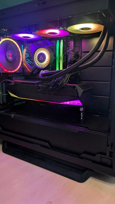 Karta graficzna XFX Mercury Radeon RX 9070 XT OC Gaming Edition RGB 16 GB GDDR6 256 bitów FSR