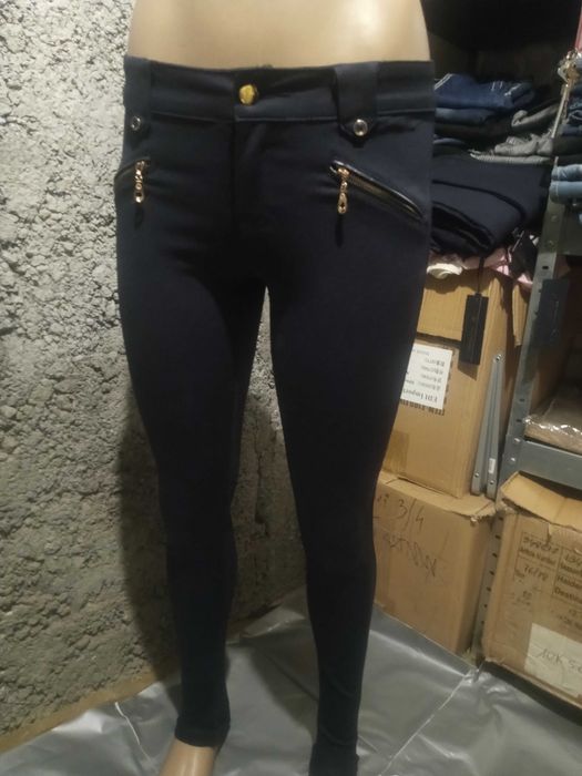 Wyprzedaż Spodni Cena tylko obowiązuje w ten weekend 25zł