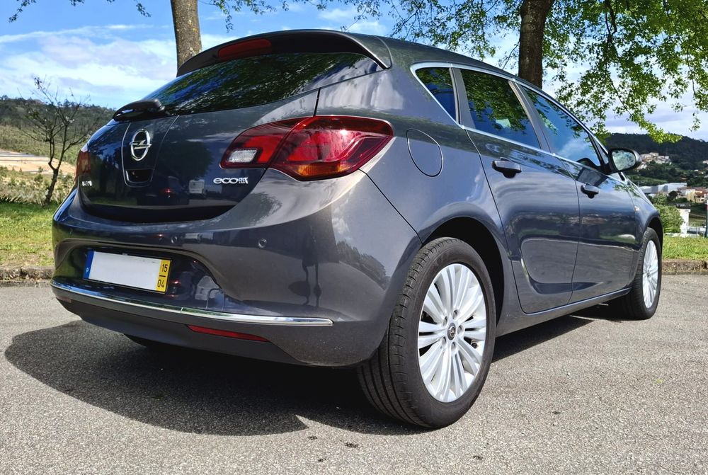 Opel Astra 1.6CDTi Executive S/S Nacional poucos kms