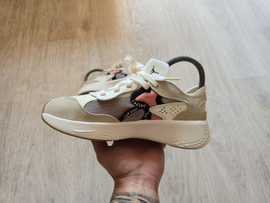Кросівки Nike jordan Avryn balenciaga