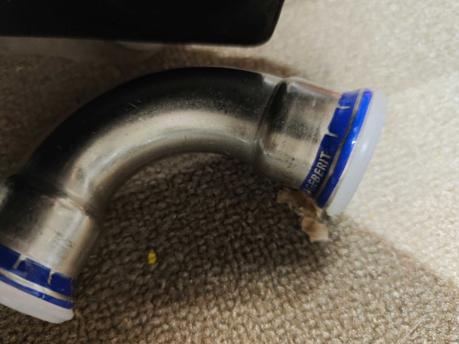 Kolano GEBERIT Mapress 90 stopni fi 28 mm