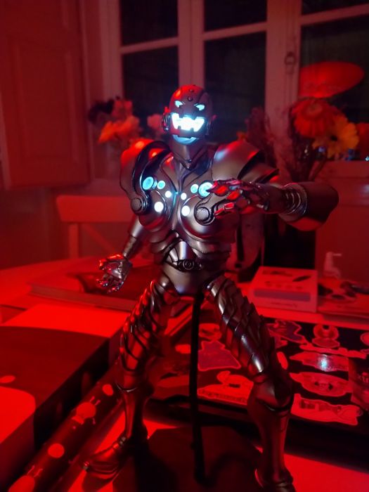 ThreeA Ashley Wood Marvel Ultron 1/6 Scale