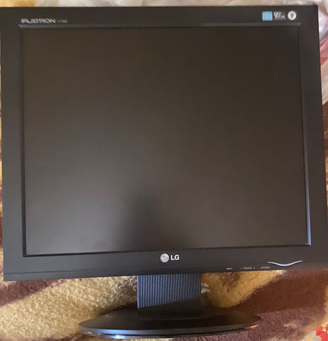 Монітор LG Flatron L1732s