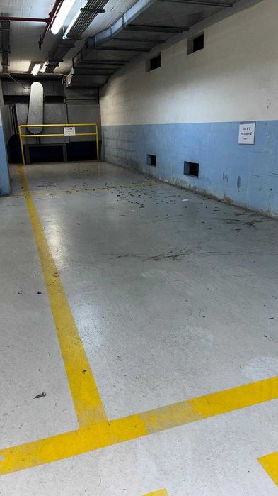 Arrenda-se Estacionamento - Lugares Garagem - Rua Castilho Lisboa