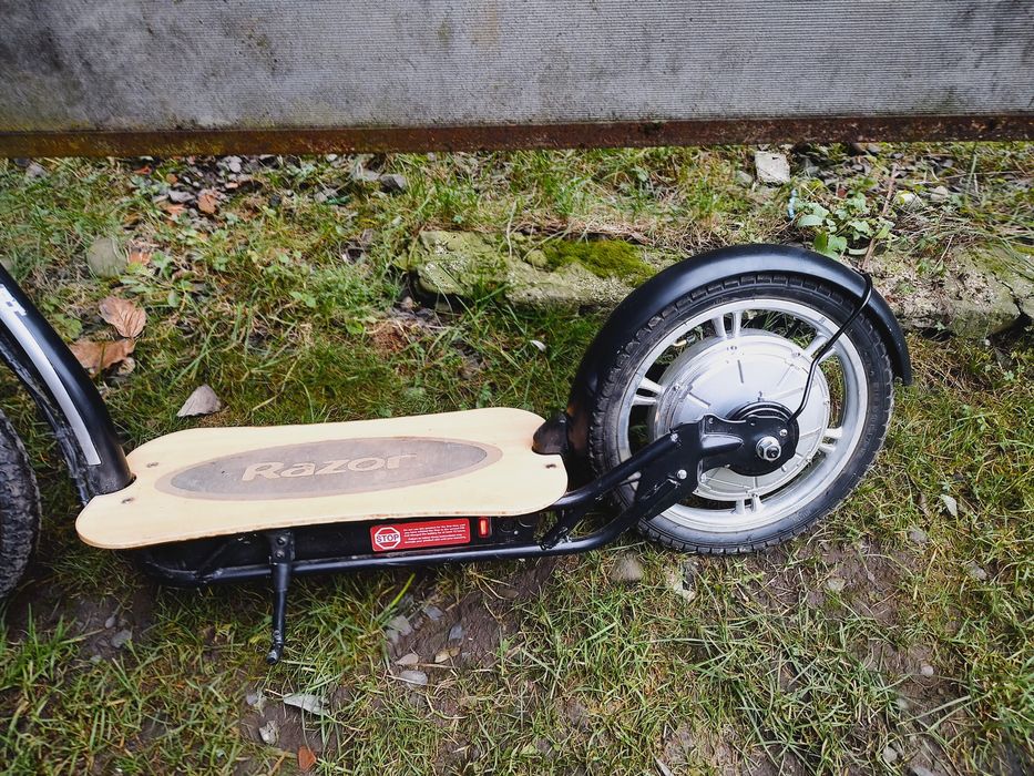 Електро самокат Razor eco smart