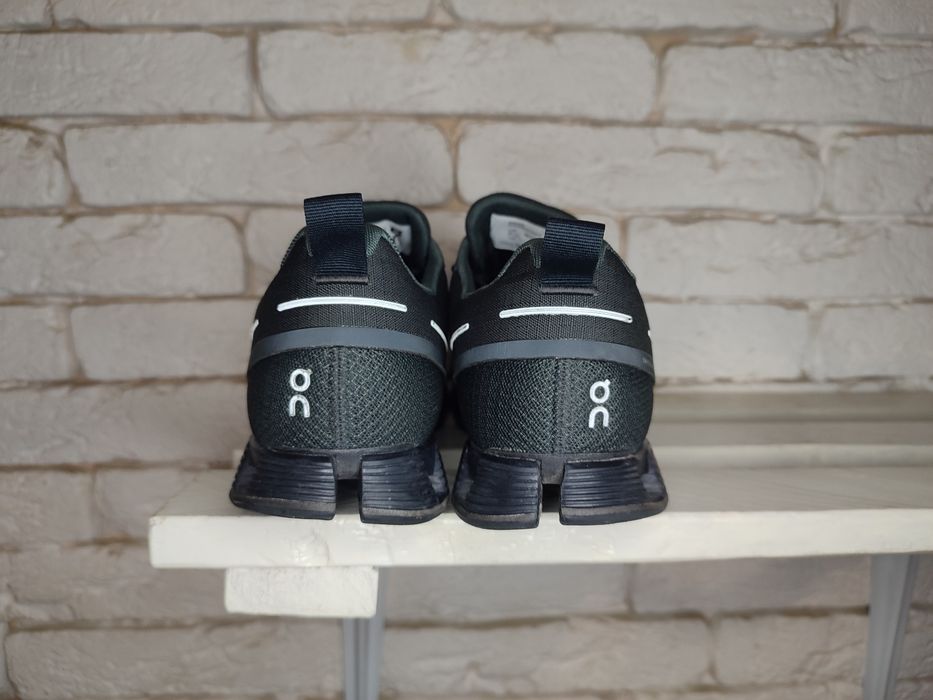Cloud 5 Waterproof All Black кросівки чоловічі оригінальні Англія 29.5