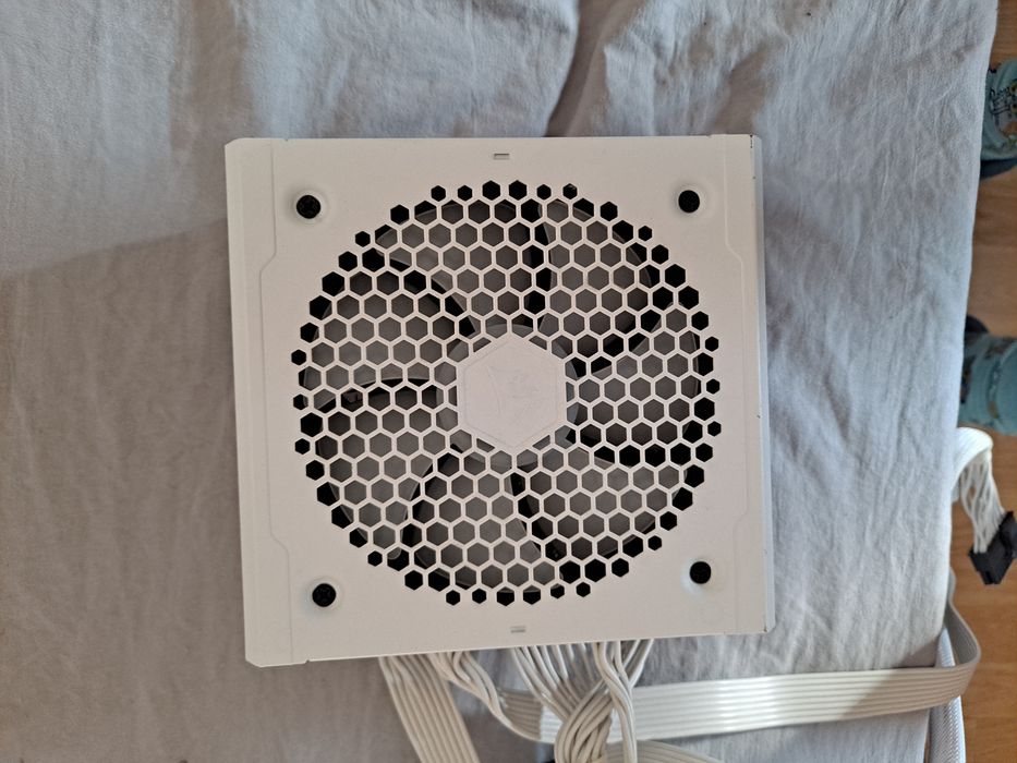 PSU 650 watt Corsair 80+Bronze