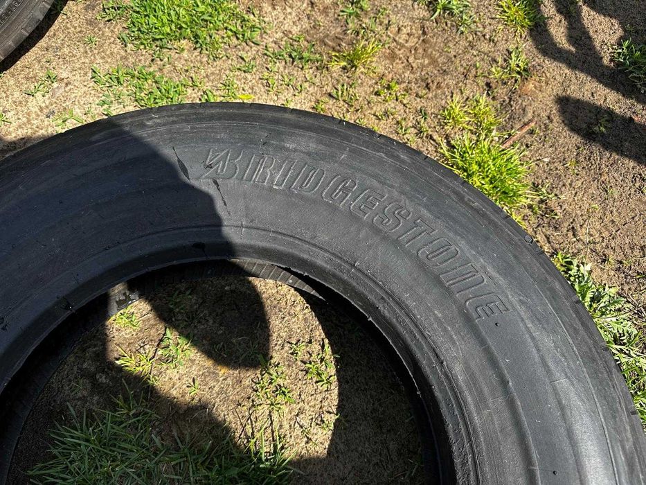8.5 R17.5 Opony Nalewane 8.5-17.5 8.5/17.5 Bieżnikowane