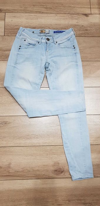 Spodnie jeansy Bershka rozm. 36 super skinny