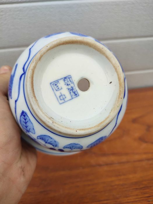 Porcelanowa Doniczka - kobaltowe zdobienia - design - V